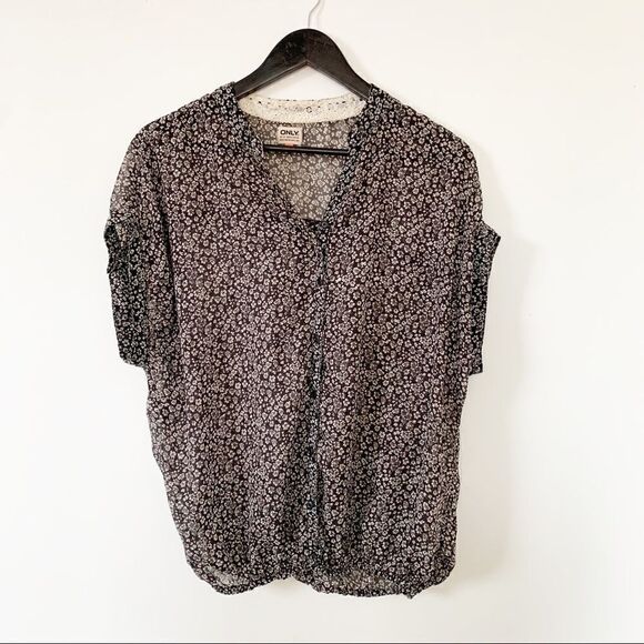 Only Noelle Semi Sheer Black & White Print Blouse - Picture 2 of 6